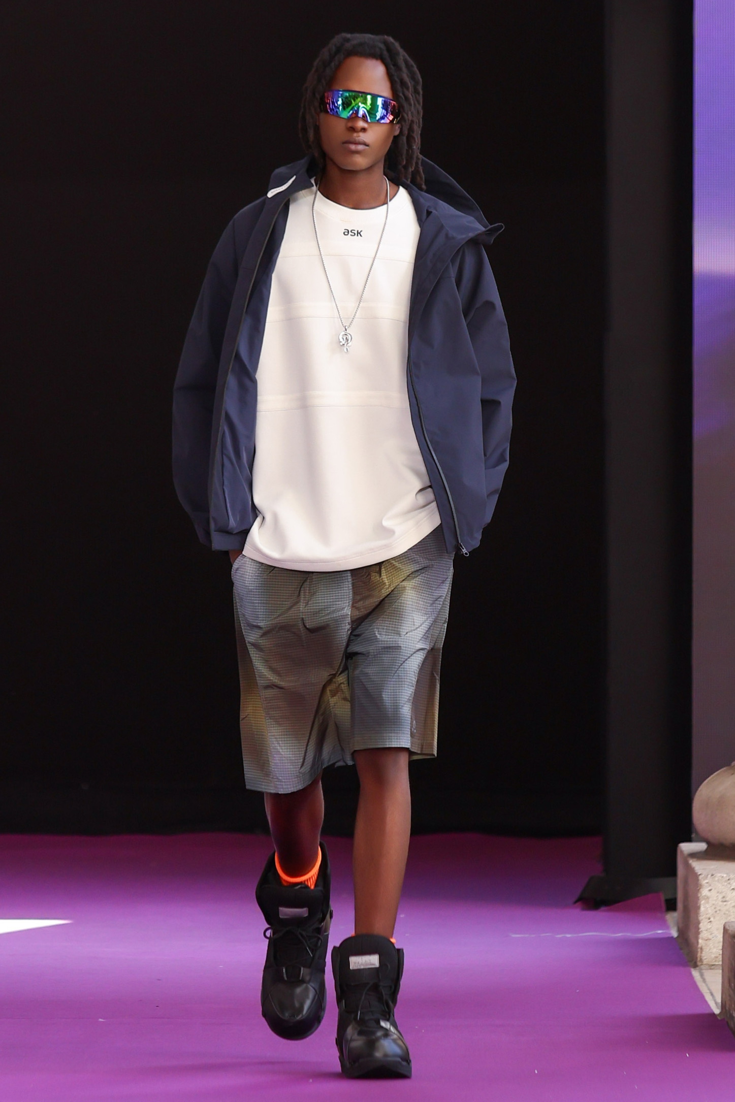 ASK navy technical runway look