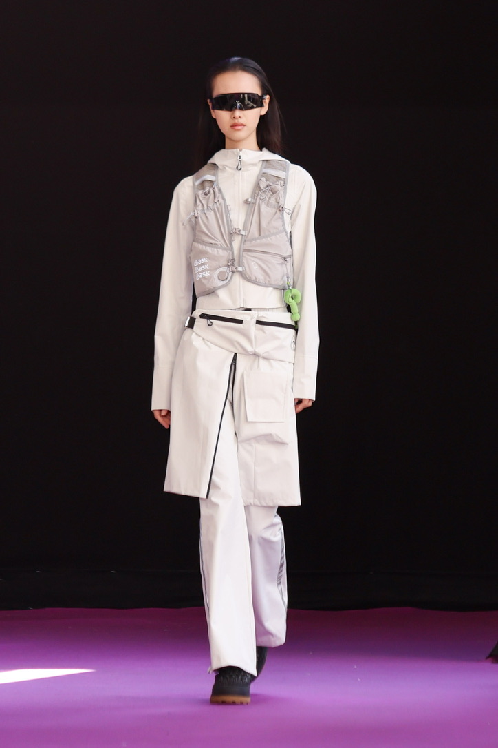 ASK layered white runway look