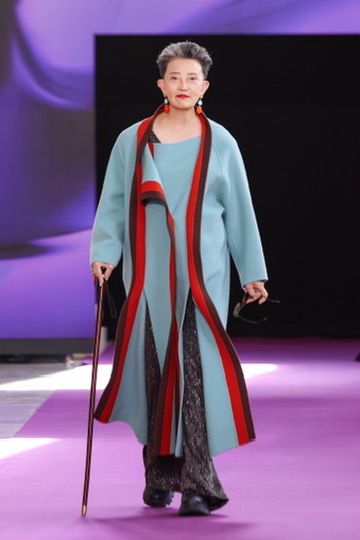 GRACE CHEN runway presentation at Palais Brongniart