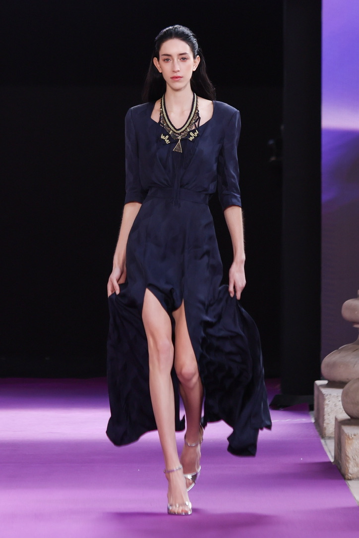 GRACE CHEN navy runway look