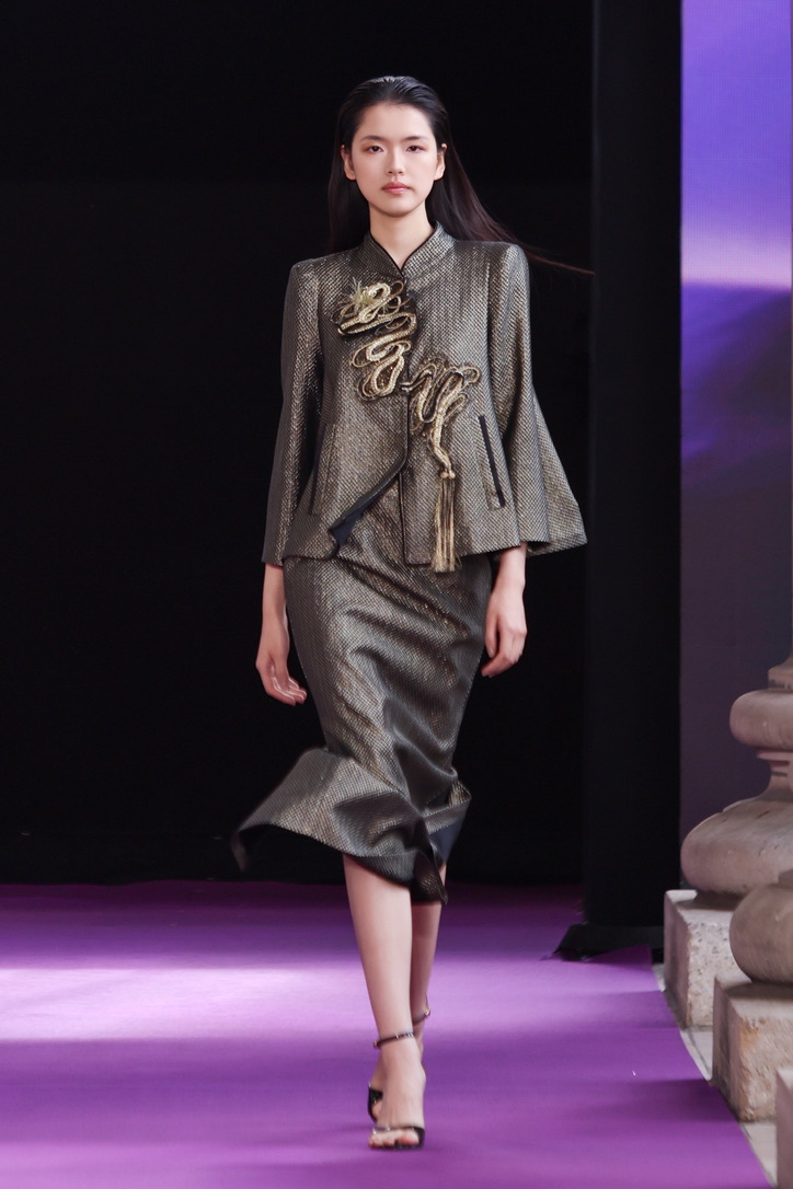 GRACE CHEN metallic tailored runway look